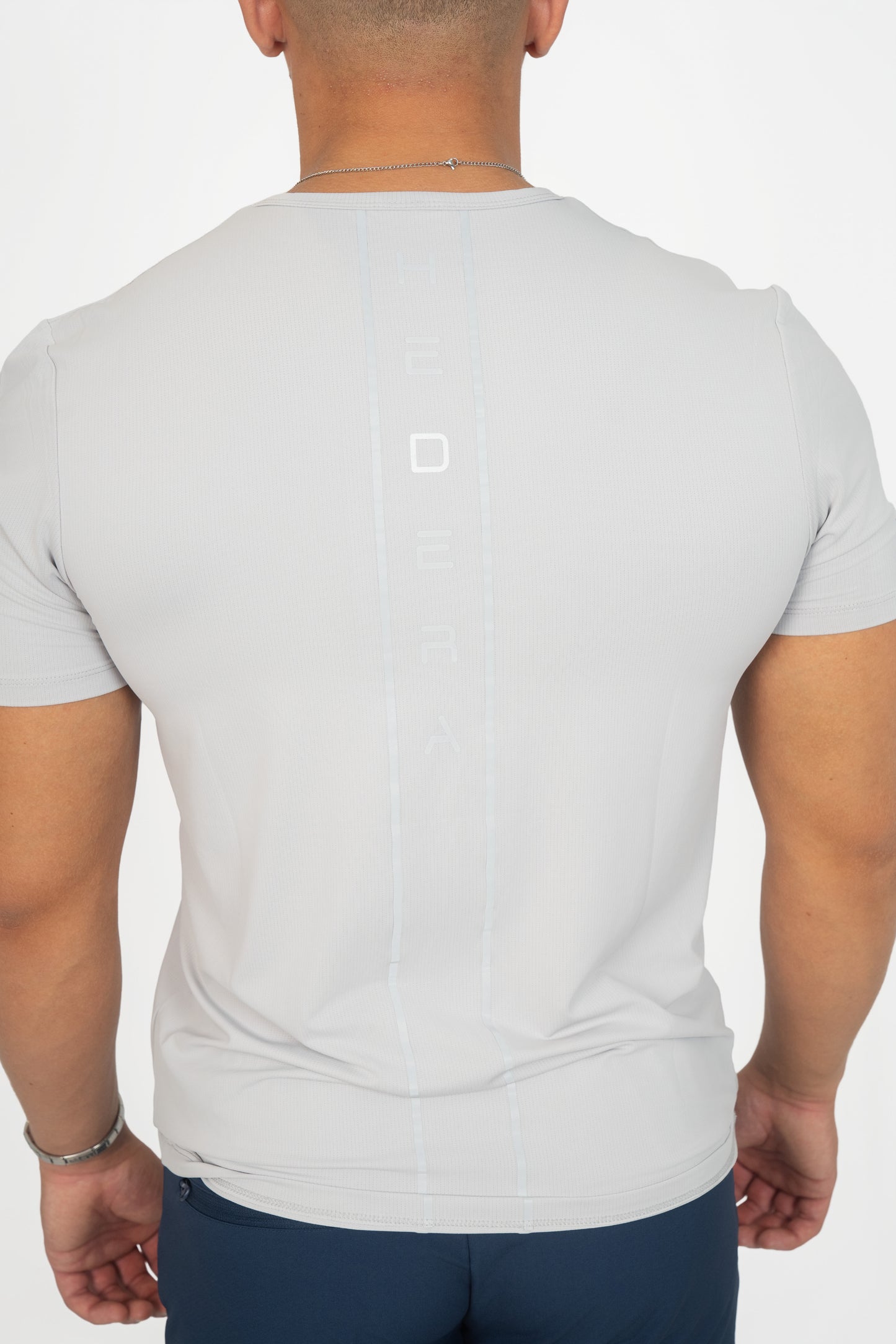 HEDERA TEE GREY