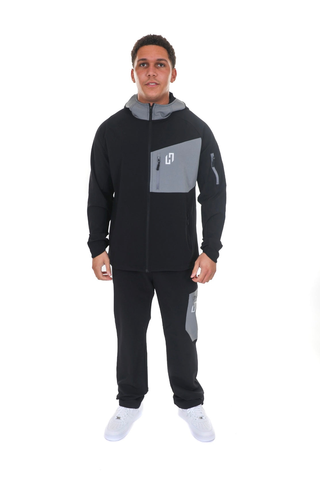HEDERA SHELL TRACKSUIT BLACK
