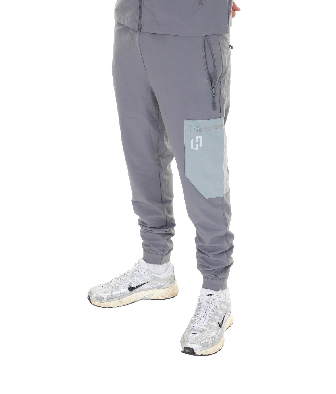 Hedera Shell Tracksuit - Grey / Grey