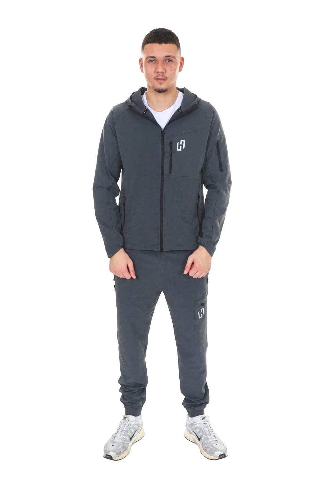 Hedera Shell Tracksuit - Graphite