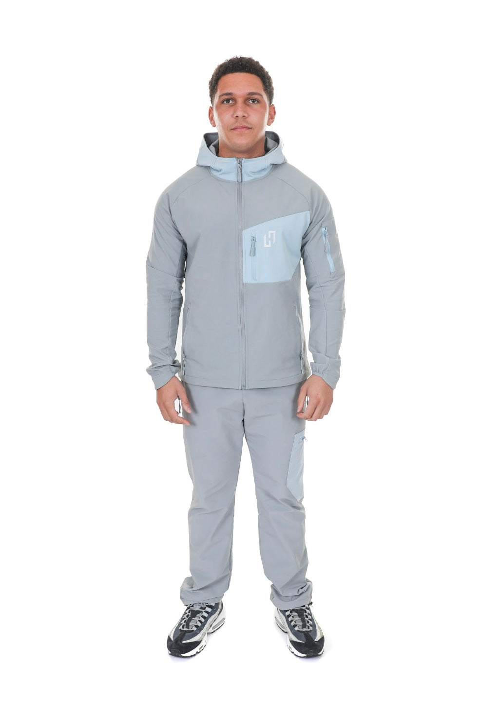 Hedera Shell Tracksuit - Light Grey